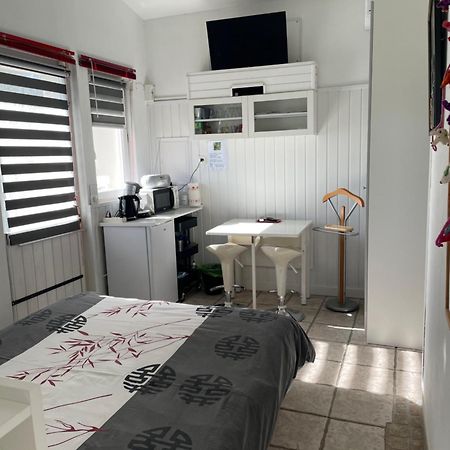 La Coccinelle Bed and Breakfast Nîmes Buitenkant foto