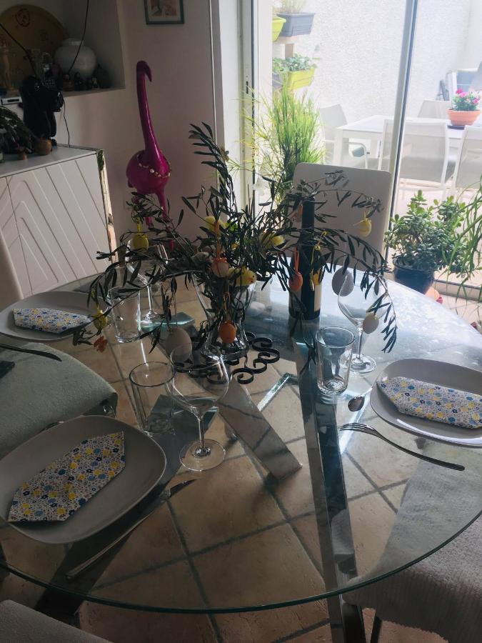 La Coccinelle Bed and Breakfast Nîmes Buitenkant foto