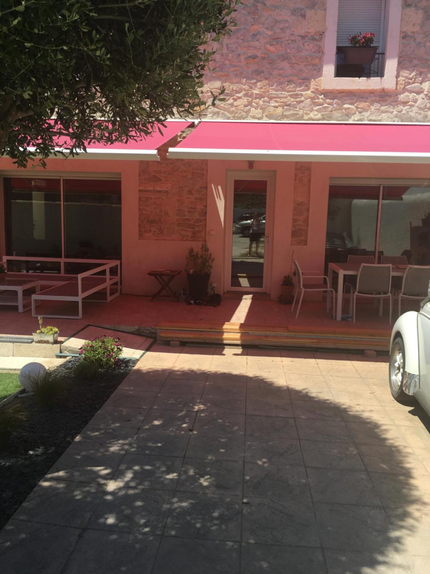 La Coccinelle Bed and Breakfast Nîmes Buitenkant foto